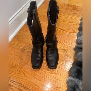 Men's Hustin Waterproof Leather Riding Boots & Ivy Cap